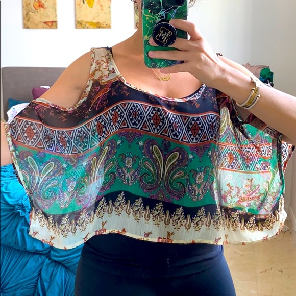Boho Sheer cut out blouse - Picture 2 of 6